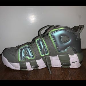 NIKE green air max shoes - Barely worn